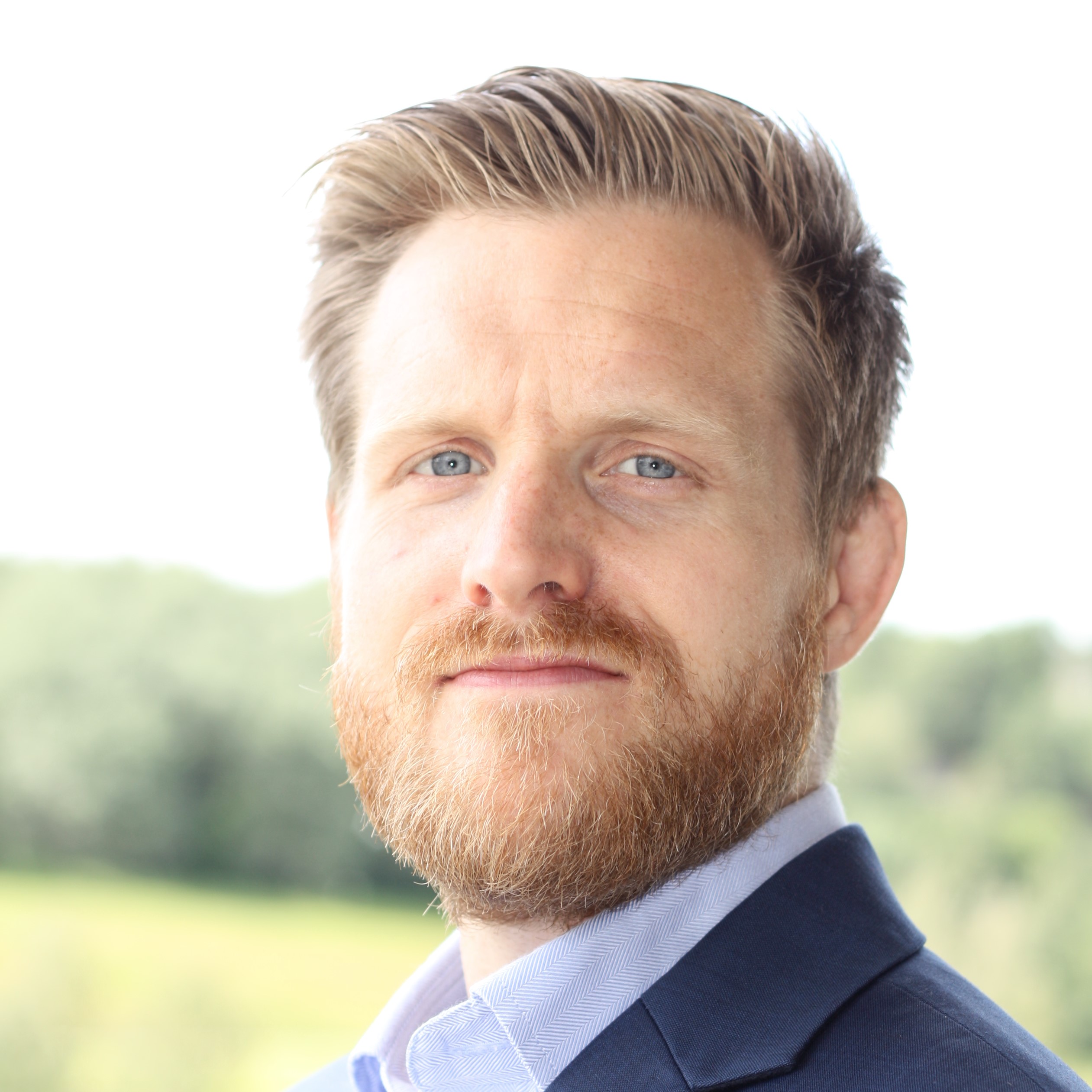 Profilbilde - Simen Bakke - kvadr.jpg